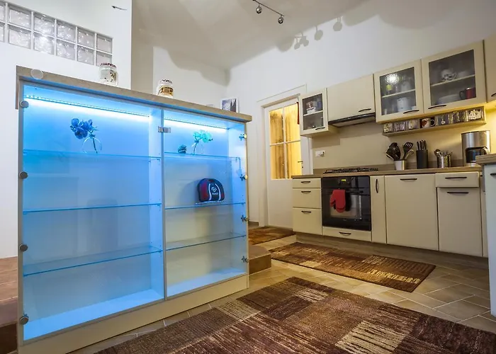 Luxury Air-conditioned In Old Town * 브라티슬라바