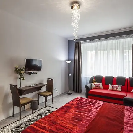 Luxury Air-conditioned In Old Town Ubytovanie v rodine