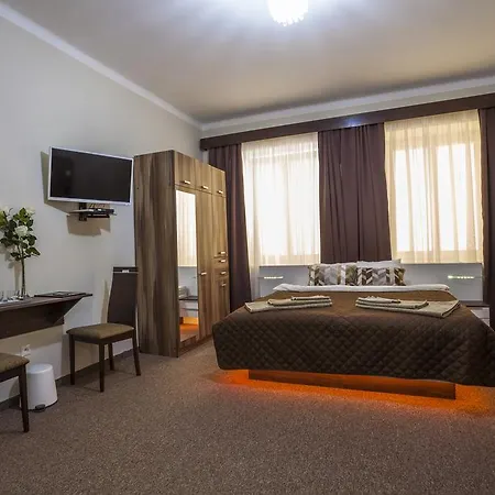Homestay Luxury Air-conditioned In Old Town Bratislava